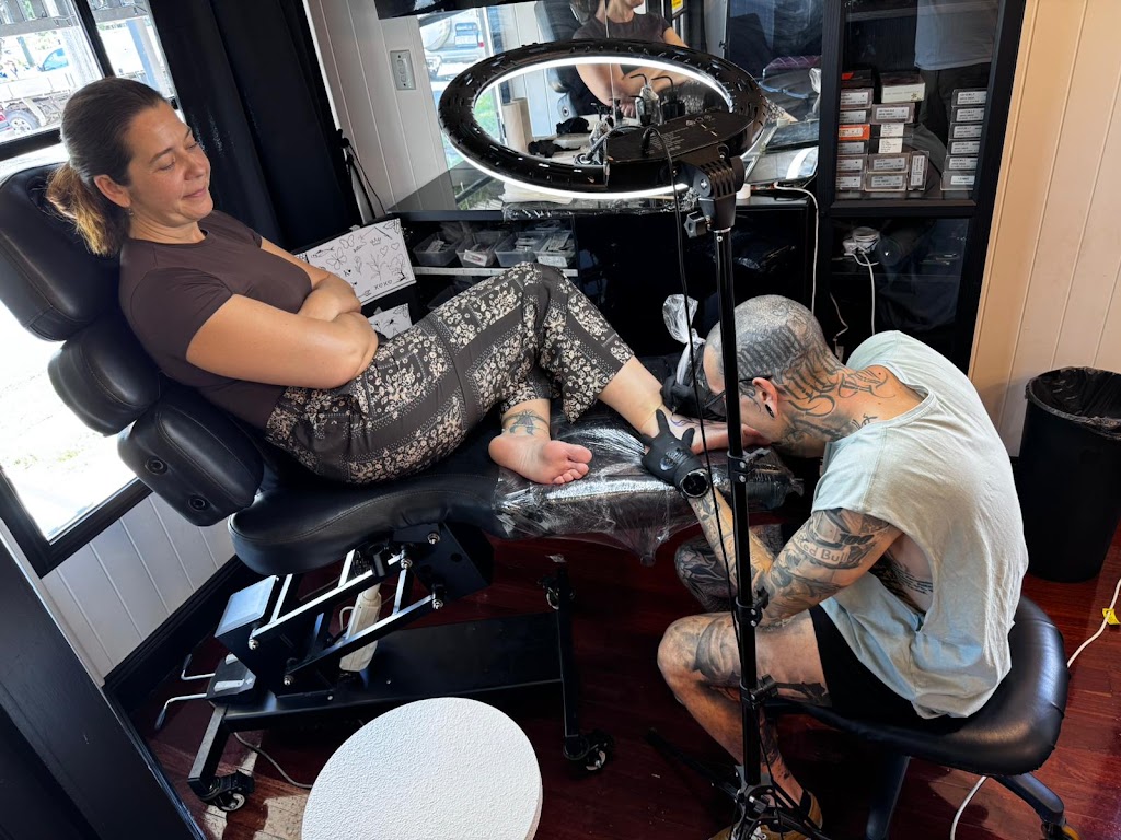 Dark Contrast Collective | 69B Archer St, Woodford QLD 4514, Australia | Phone: 0404 027 462