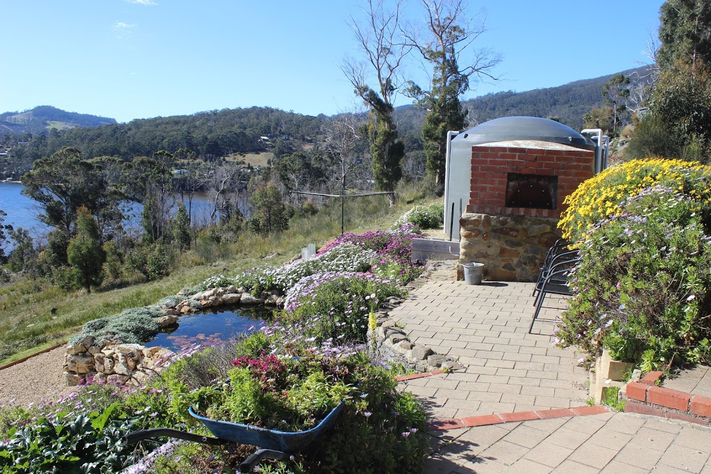 Storm Bay Bed & Breakfast (B & B) | 91 White Beach Rd, White Beach TAS 7184, Australia | Phone: (03) 6269 8122