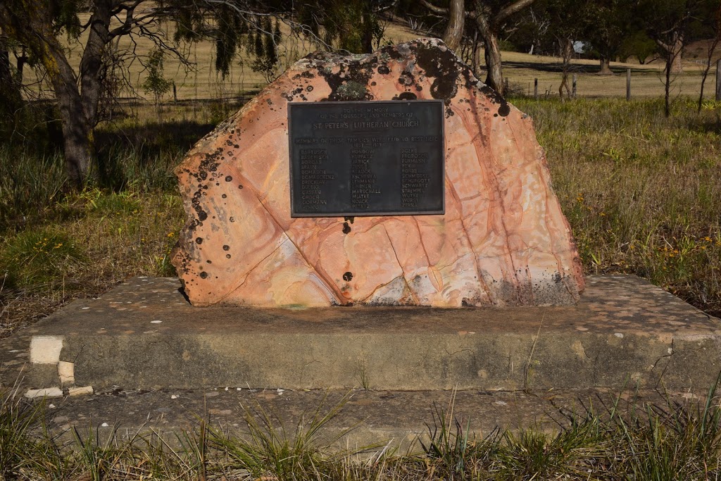 Peters Hill Old Lutheran Cemetery | cemetery | Riverton SA 5412, Australia