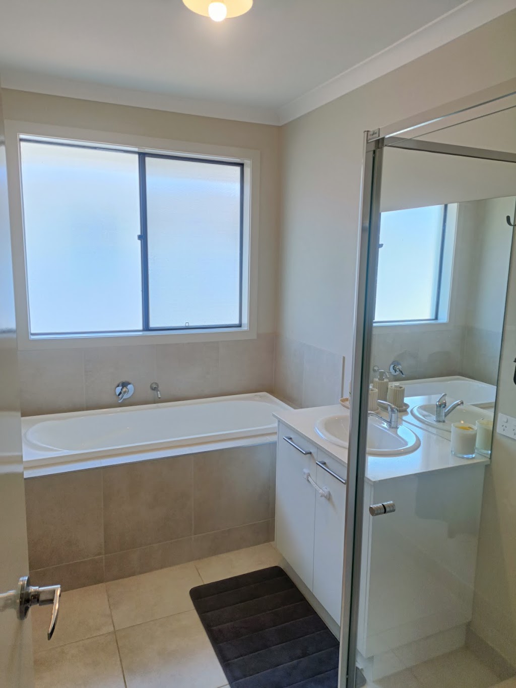 Right Cleaning Service | 56 Tyndall St, Cranbourne East VIC 3977, Australia | Phone: 0478 862 494
