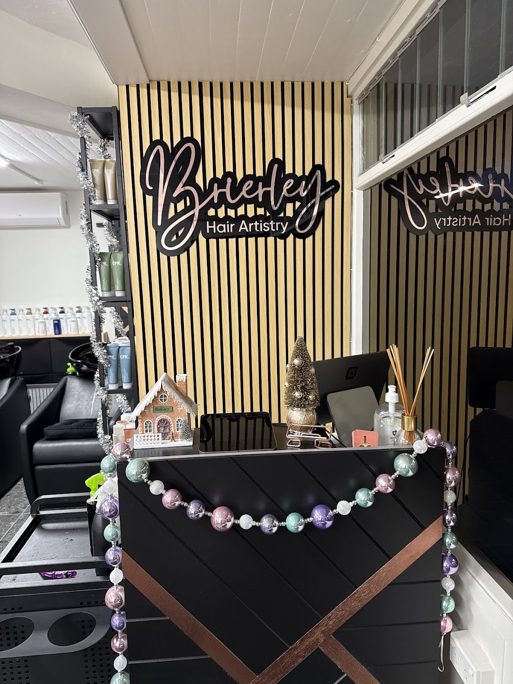 Brierley hair artistry | 5/9 St Georges Cres, Faulconbridge NSW 2776, Australia | Phone: (02) 4751 2402