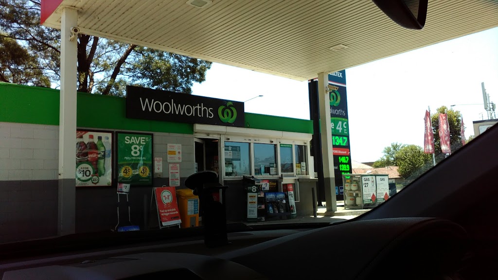Caltex Woolworths | gas station | 50 Middleborough Rd, Burwood East VIC 3151, Australia | 1300655055 OR +61 1300 655 055