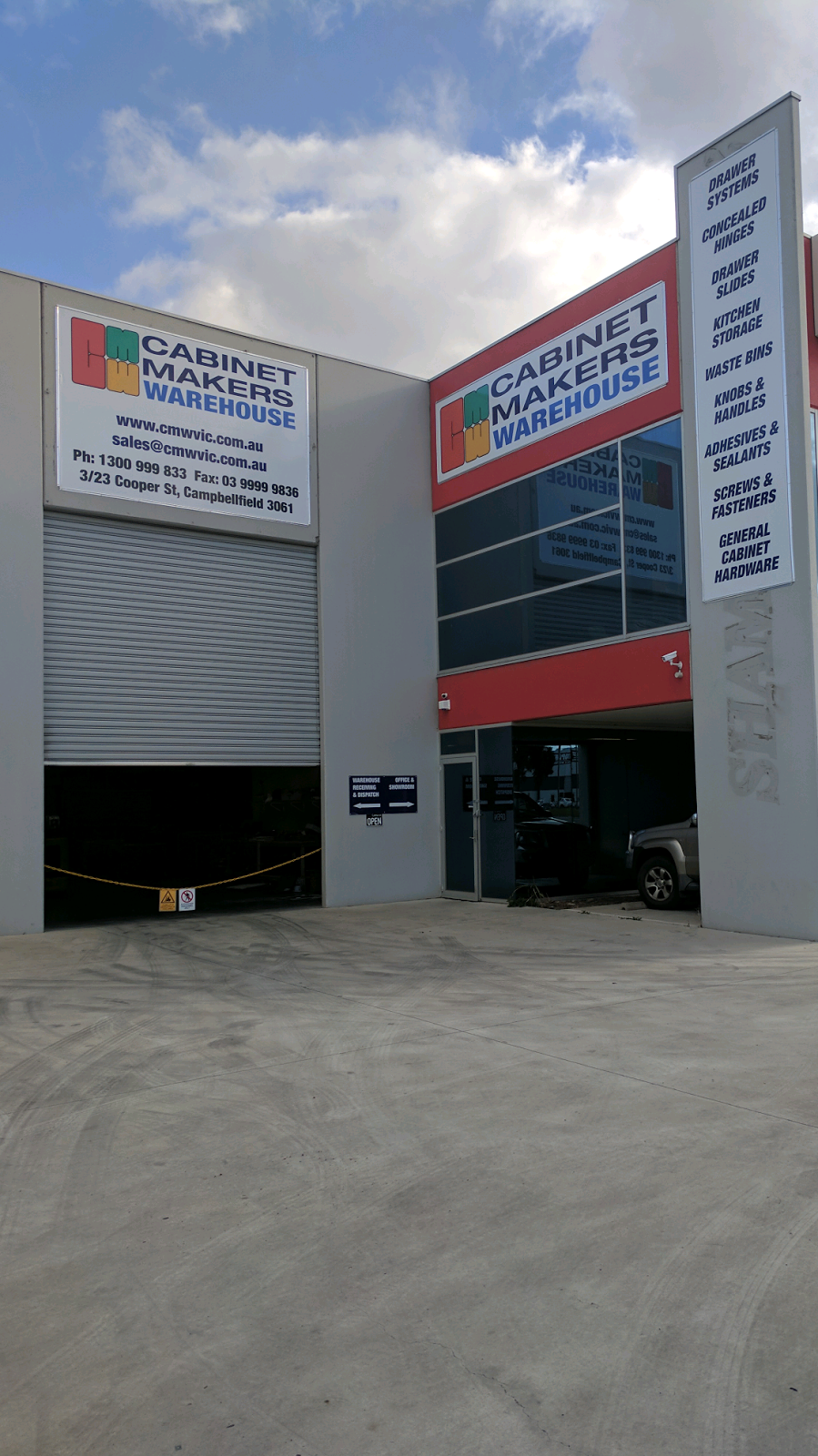 Cabinet Makers Warehouse | furniture store | 3/23 Cooper St, Campbellfield VIC 3061, Australia | 1300999833 OR +61 1300 999 833