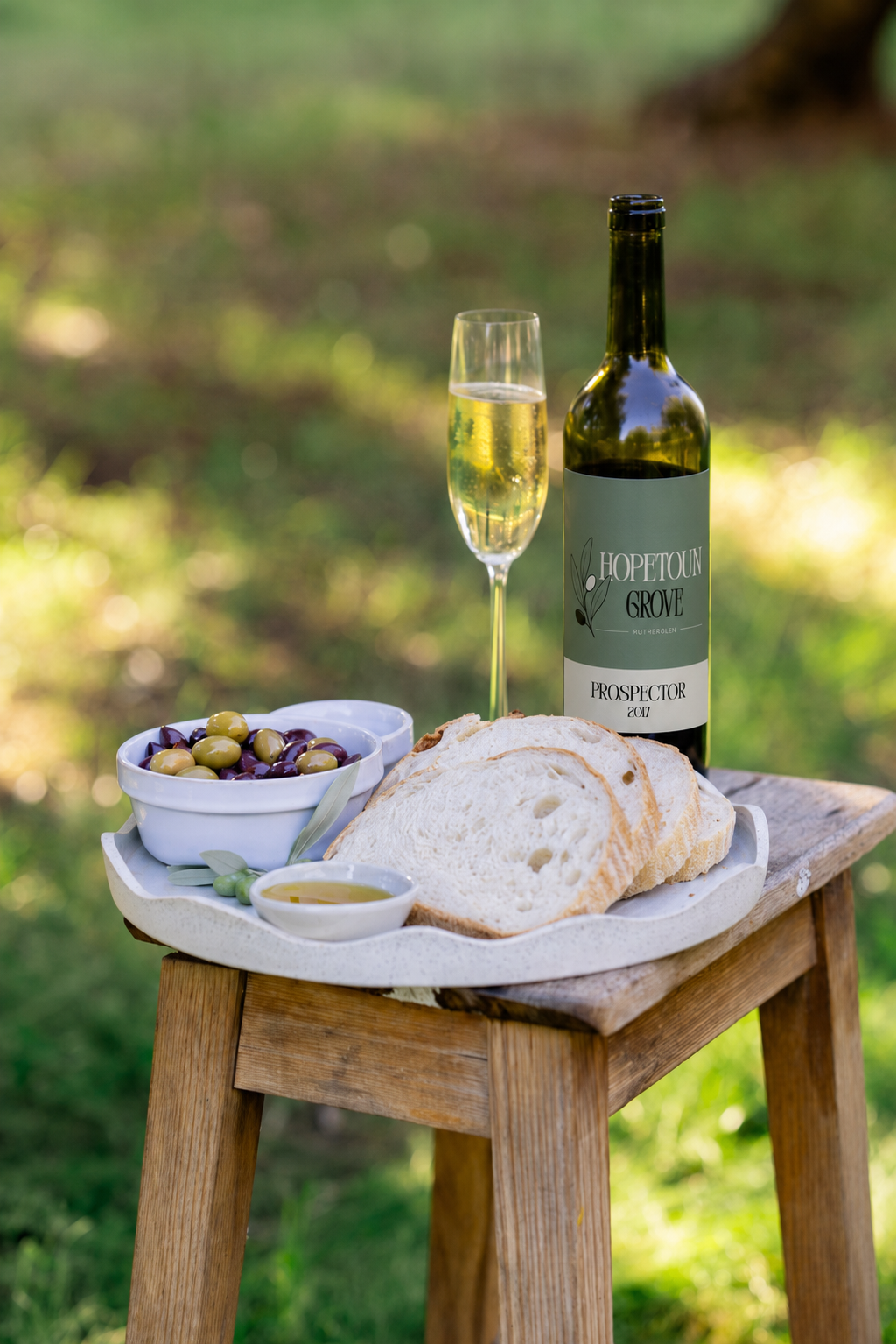 Hopetoun Grove | 165 Hopetoun Rd, Rutherglen VIC 3685, Australia | Phone: 0400 105 622