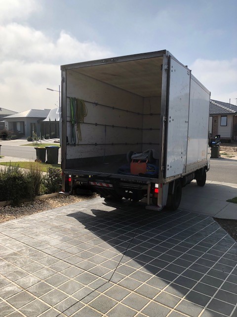 Oz Removalists | moving company | 27 Stevenson Dr, Williams Landing VIC 3027, Australia | 1800842066 OR +61 1800 842 066