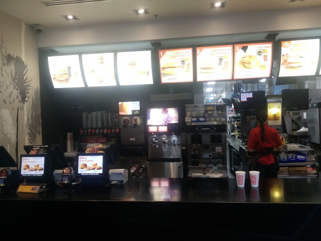 McDonalds Northland Shopping Centre II | cafe | Northland Shopping Centre, 2-50 Murray Rd, Northland VIC 3072, Australia | 0394706050 OR +61 3 9470 6050