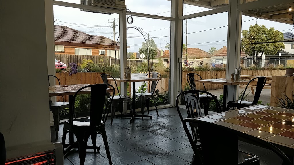 Sunshine Social - BBQ | 64 Glengala Rd, Sunshine West VIC 3020, Australia | Phone: (03) 9312 0223