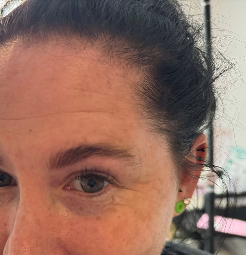 Brow Bros & Co. | Burge Ct, Glenella QLD 4740, Australia | Phone: 0484 376 688