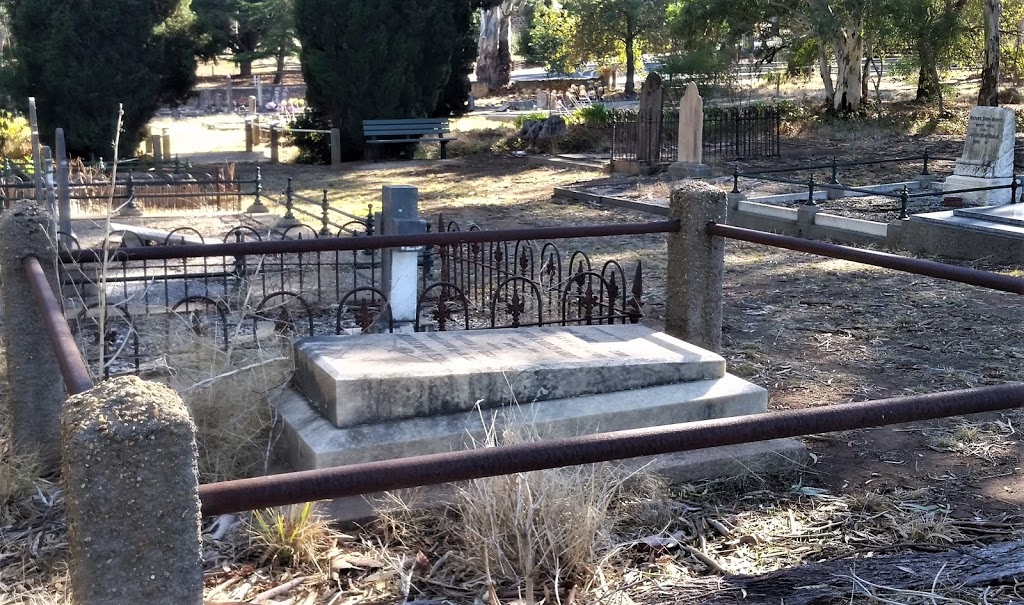 Holy Trinity Anglican Church Cemetery | cemetery | 1 Barossa Valley Way, Lyndoch SA 5351, Australia