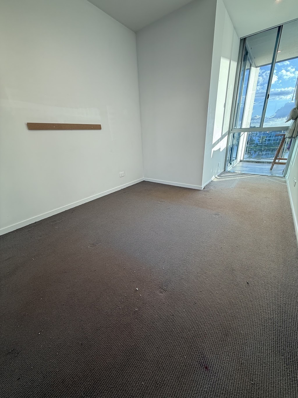 Goodhams Timber Finishing | 2 Timkelnik Cres, Victoria Point QLD 4165, Australia | Phone: 0437 688 017