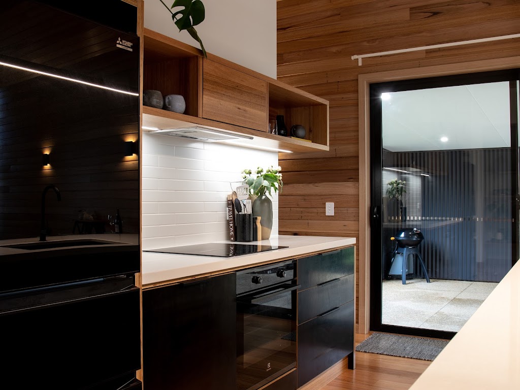 Riverstone Luxury Accommodation | 12 Nicholson St, Porepunkah VIC 3740, Australia | Phone: 0488 554 888