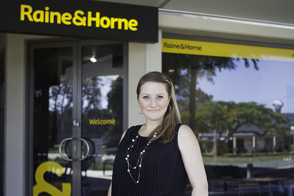 Raine & Horne Redland Bay | Red C Plaza, Shop 2, 165-171 Broadwater Terrace, Redland Bay QLD 4165, Australia | Phone: (07) 3446 8821