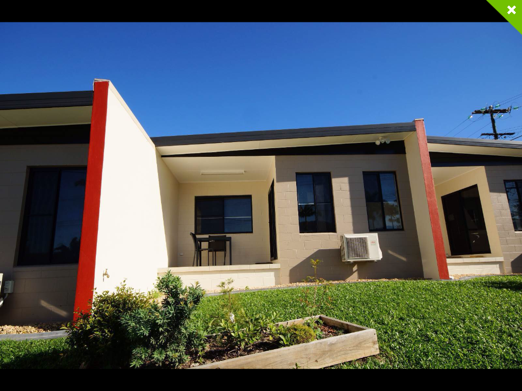 Beds on Bryant - Tully Backpacker Accommodation | 1 Black St, Tully QLD 4854, Australia | Phone: 0438 667 574