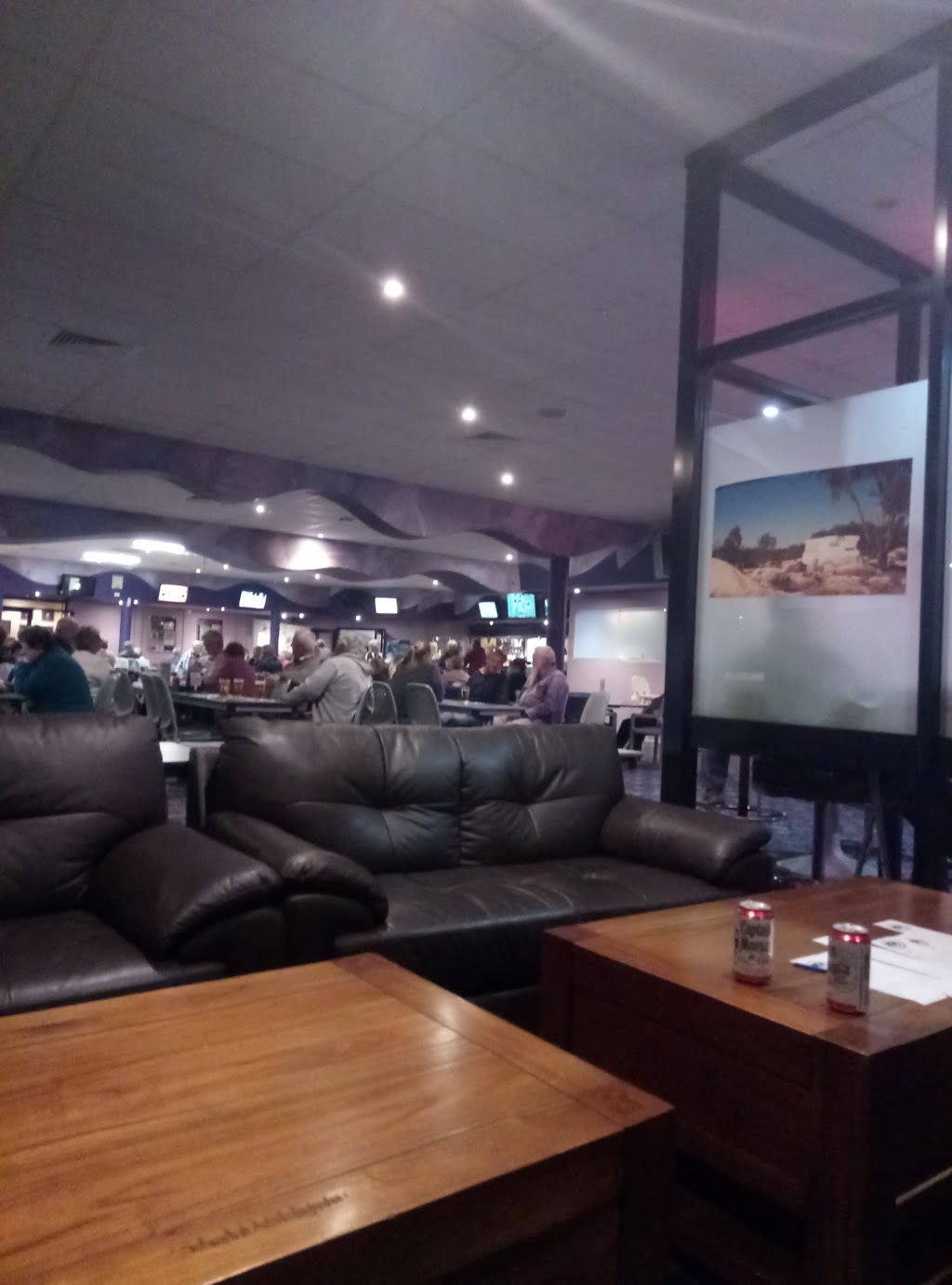 The Bottle-O Lightning Ridge Bowling Club | 1 Agate St, Lightning Ridge NSW 2834, Australia | Phone: (02) 6829 0408