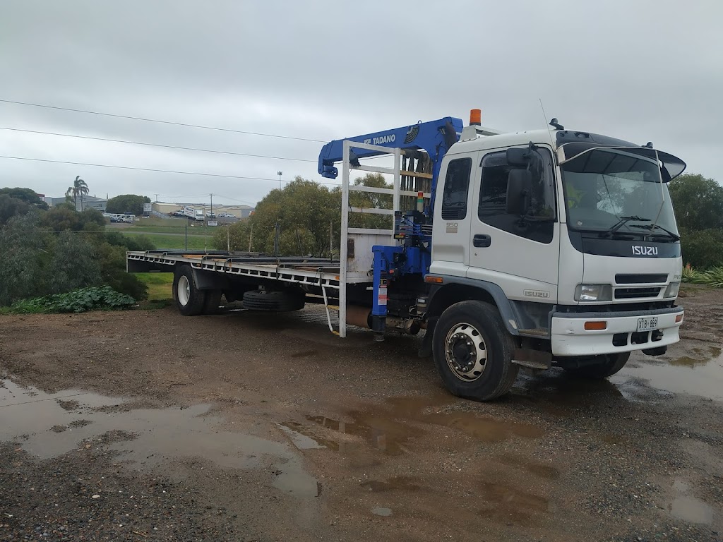 G&M Crane Trucks |  | 3 Greensborough Ct, Onkaparinga Hills SA 5163, Australia | 0412448231 OR +61 412 448 231