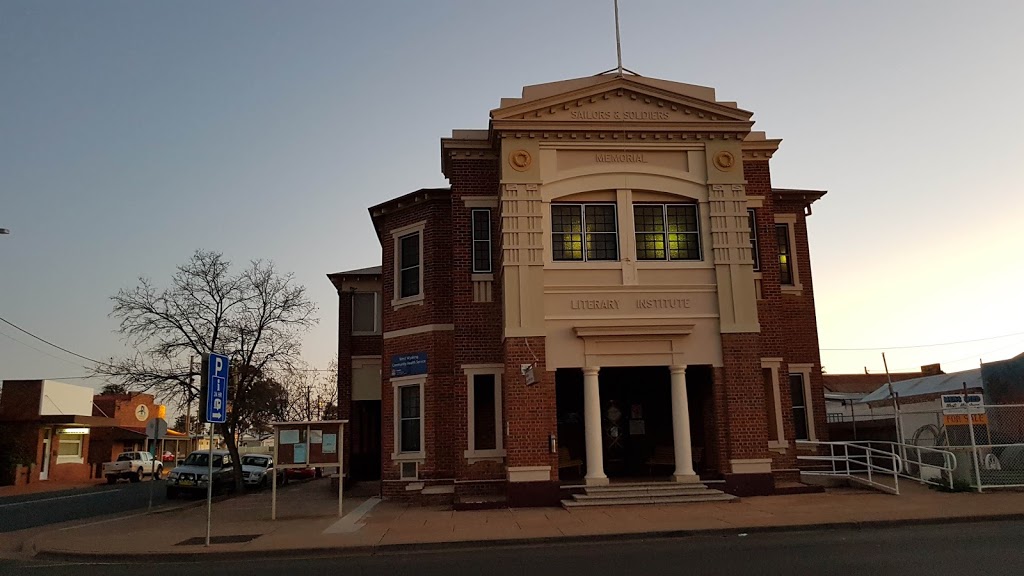 The Bank B & B West Wyalong | 146 Main St, West Wyalong NSW 2671, Australia | Phone: 0428 722 744