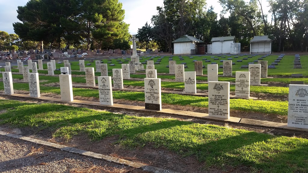 Murray Bridge Cemetery | cemetery | Adelaide Rd, Murray Bridge SA 5253, Australia | 0885391100 OR +61 8 8539 1100