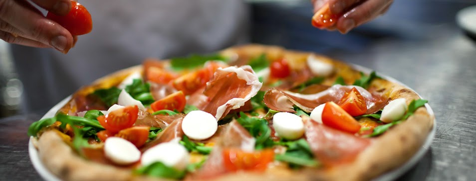 Tre Amici Gourmet Pizza Ristorante | 8/10 Tangarra St, Enfield NSW 2136, Australia | Phone: (02) 9744 8033
