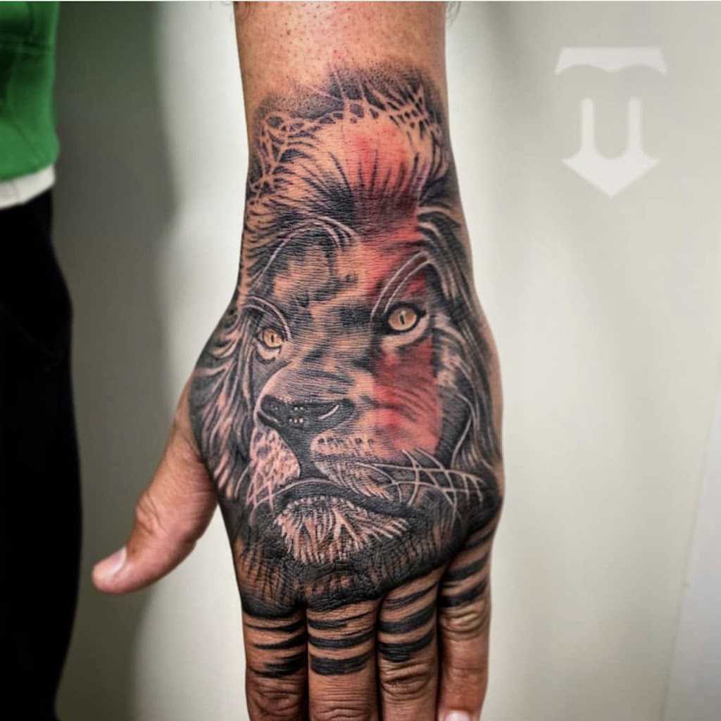 Momo Tattoo Studio | store | 425 High St, Northcote VIC 3070, Australia | 0405483362 OR +61 405 483 362