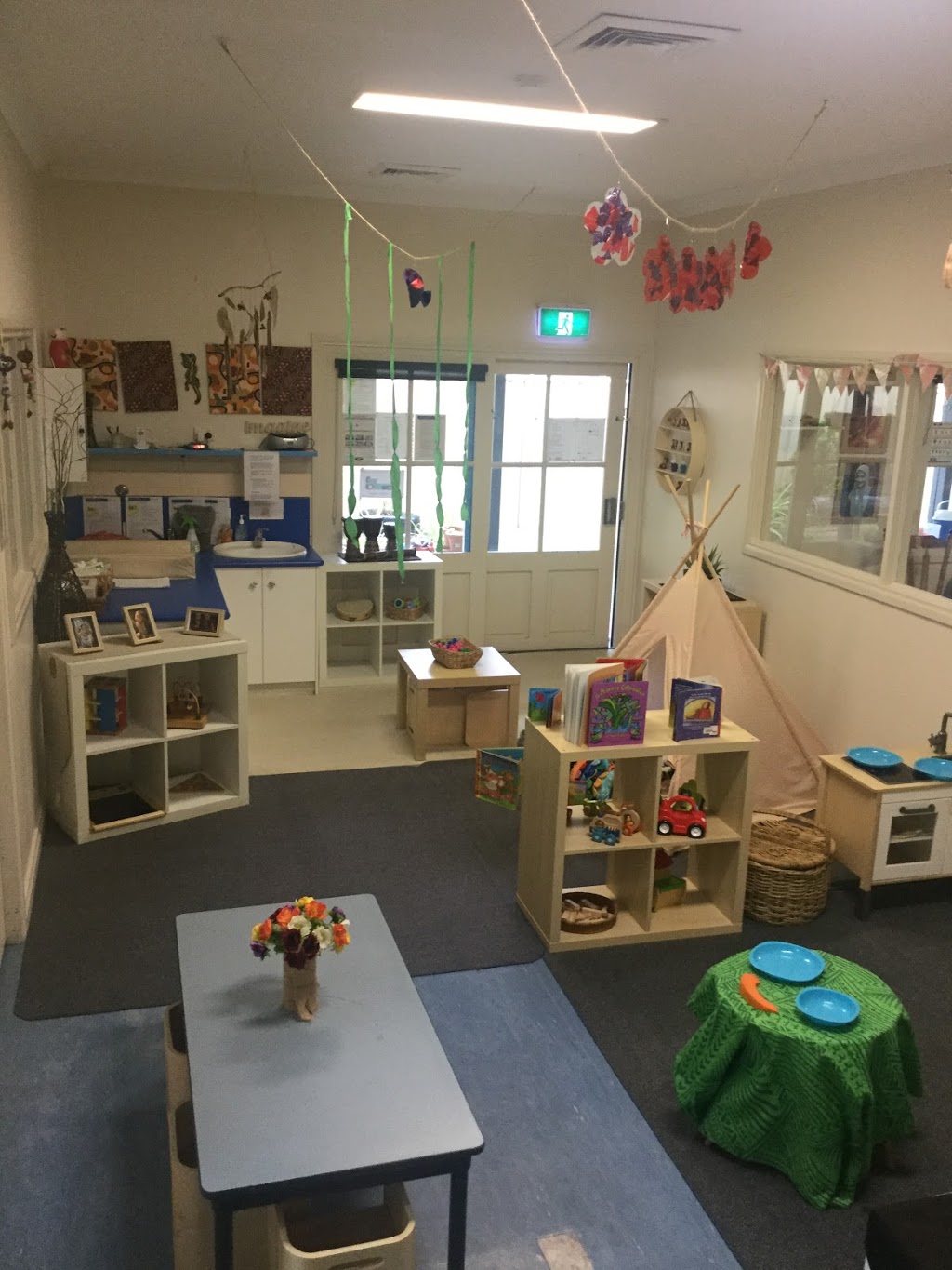 Goodstart Woodbury Park | 4 Woodbury Park Dr, Mardi NSW 2259, Australia | Phone: 1800 222 543