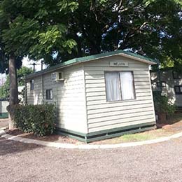 Muswellbrook Riverside Cabin and Van Park | 10 Mill St, Muswellbrook NSW 2333, Australia | Phone: 0452 185 145