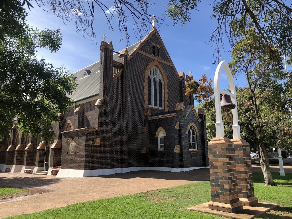 Saint Josephs Catholic Church | church | 346 Conadilly St, Gunnedah NSW 2380, Australia | 0267420200 OR +61 2 6742 0200