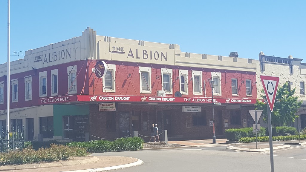 Albion Hotel | 267 Parker St, Cootamundra NSW 2590, Australia | Phone: (02) 6942 1177