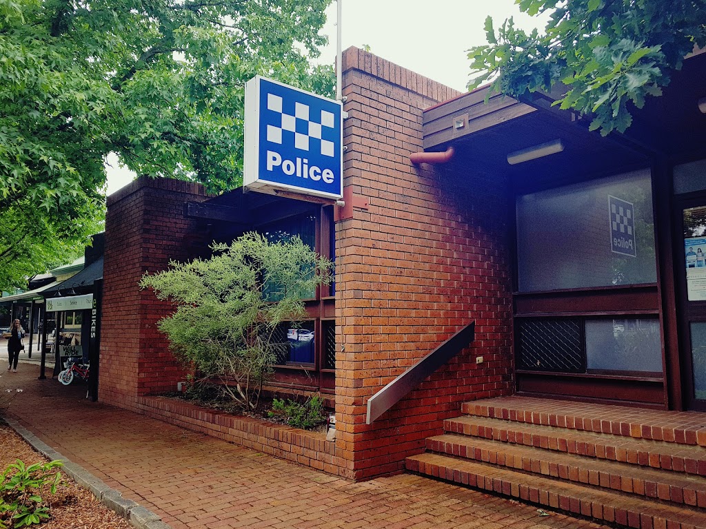 Stirling Police Station | police | Stirling Police Station, 46 Mount Barker Rd, Stirling SA 5152, Australia | 0883392422 OR +61 8 8339 2422