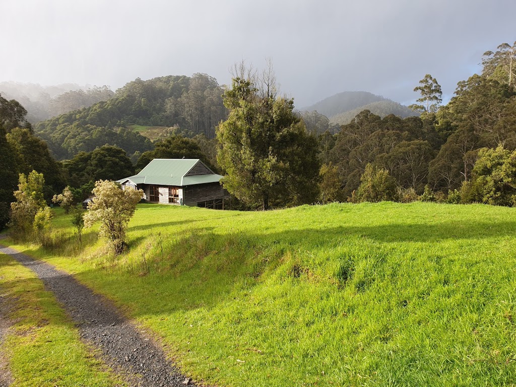 Tall Trees Retreat |  | 1090 Barham River Rd, Apollo Bay VIC 3233, Australia | 0352377760 OR +61 3 5237 7760