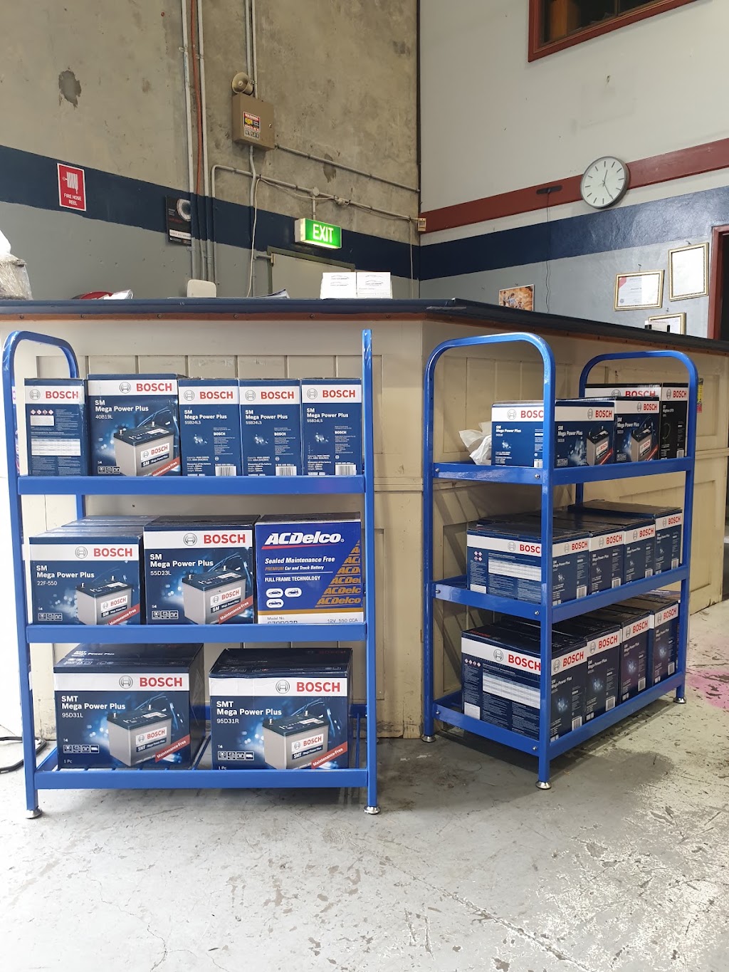 Everest Auto Workshop | 5/5 Cary Grove, Minto NSW 2566, Australia | Phone: (02) 9963 7250
