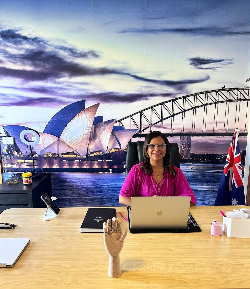 Molinari Migration Pty | 12 Parkfield Dr, Wodonga VIC 3690, Australia | Phone: 0493 731 420