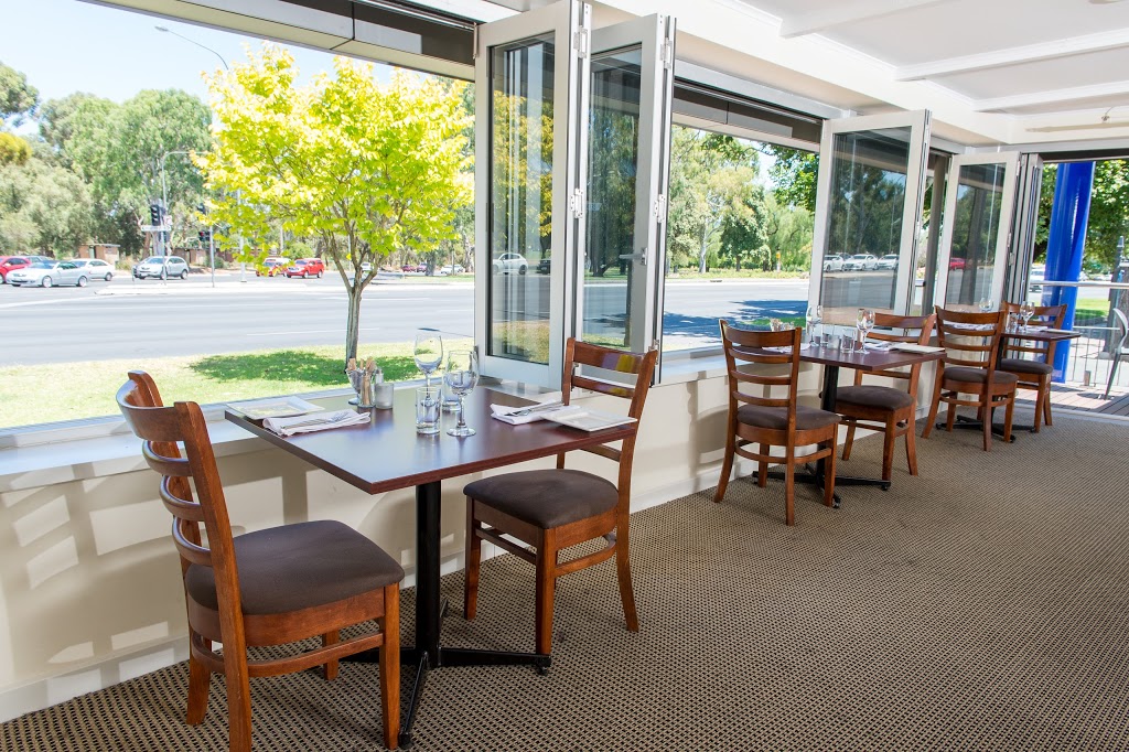 Adelaide Royal Coach | restaurant | 24 Dequetteville Terrace, Kent Town SA 5067, Australia | 0883625676 OR +61 8 8362 5676