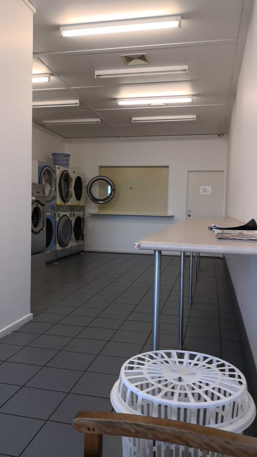 Bubbles In Bannockburn | laundry | Unit 3/21 High St, Bannockburn VIC 3331, Australia