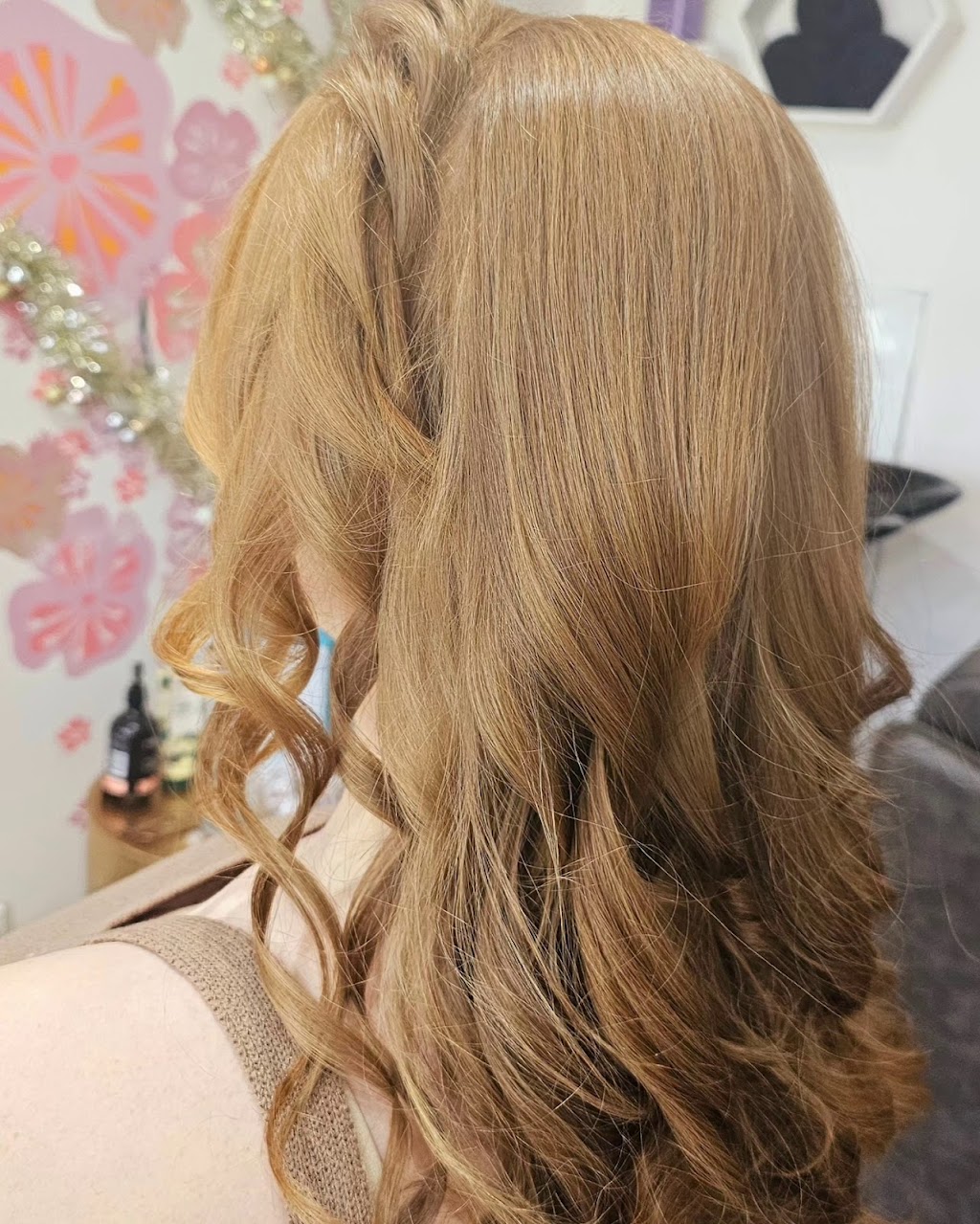 TW Hair Couture | 400 Verano Rd, Griffin QLD 4503, Australia | Phone: 0415 591 801