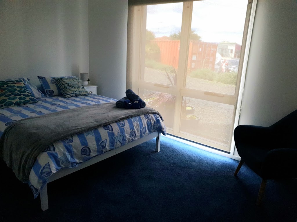 Vista Azure | 10 Rees St, Kilcunda VIC 3995, Australia | Phone: 0413 670 948