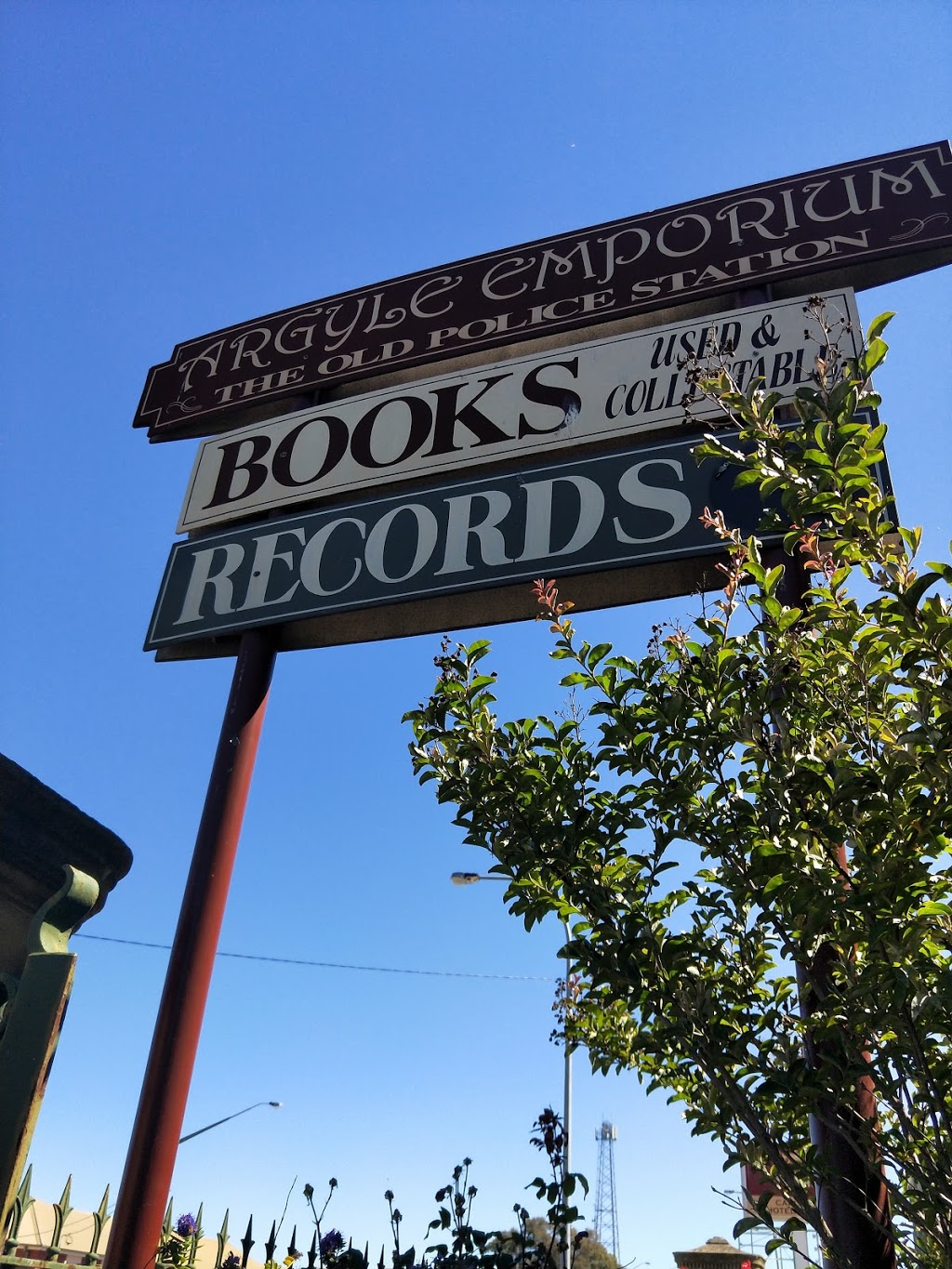 Argyle Emporium | book store | 260 Sloane St, Goulburn NSW 2580, Australia | 0248210876 OR +61 2 4821 0876