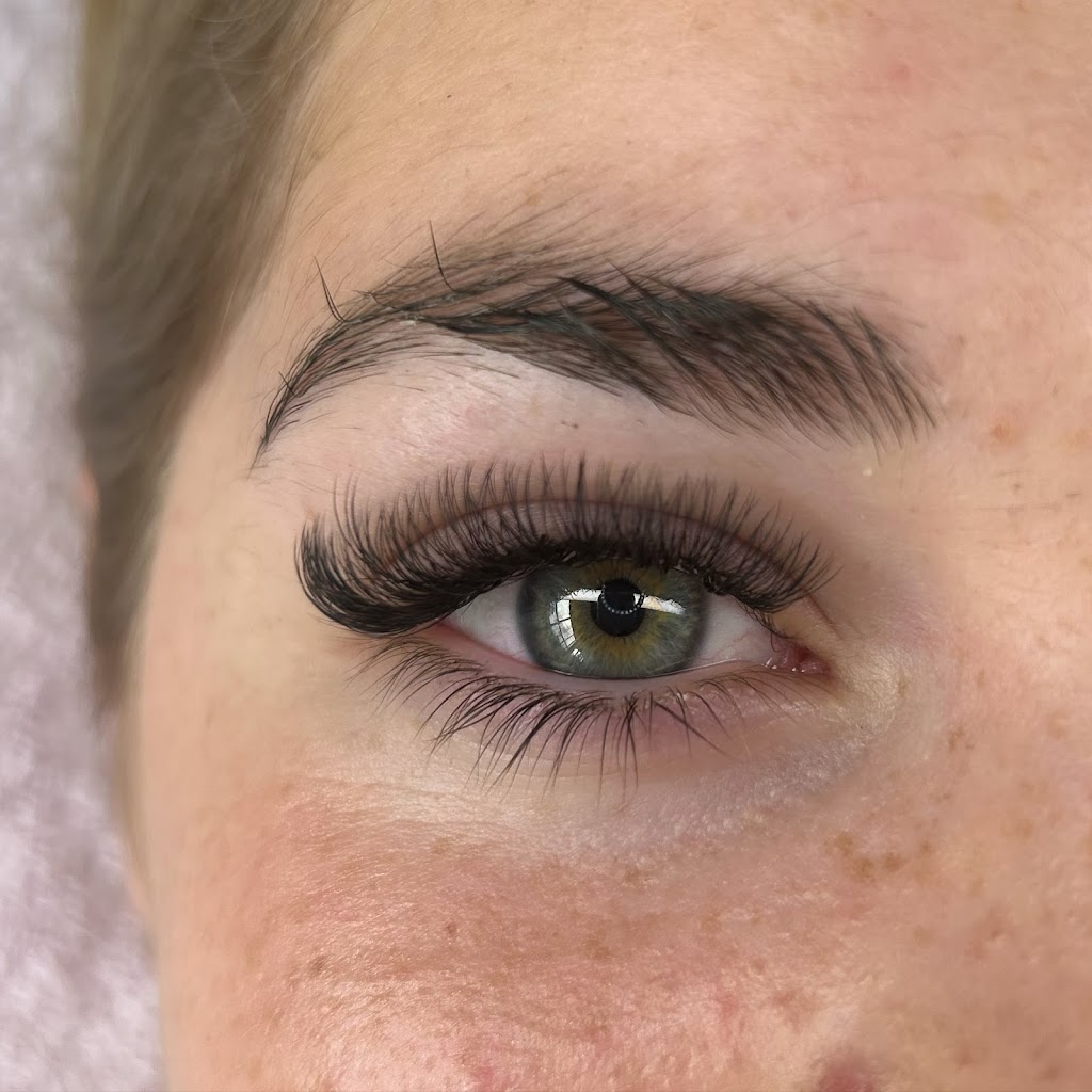 Luxe Lashes By T | 16 Anvil St, Stanford Merthyr NSW 2327, Australia | Phone: 0412 765 943