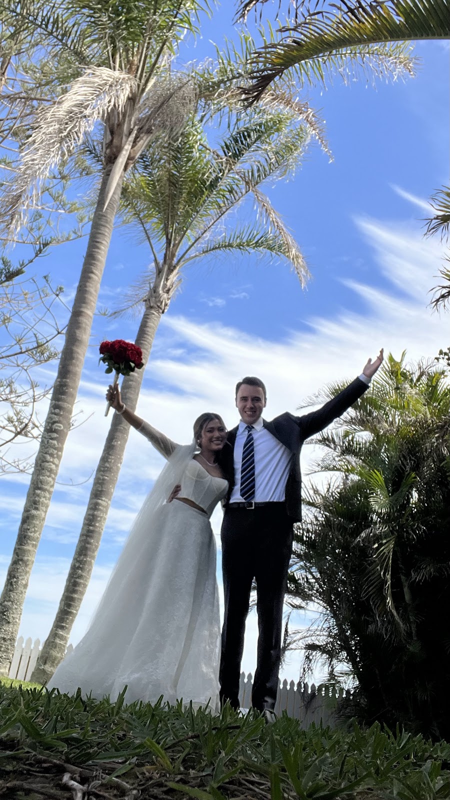 Ceremonies by Lynne | 32 Bearberry St, Banksia Beach QLD 4507, Australia | Phone: 0424 149 889