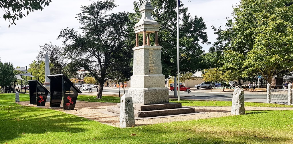 Murchison War Memorial | park | 6-38 Stevenson St, Murchison VIC 3610, Australia