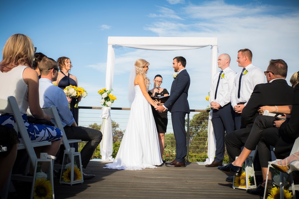 Your Moment Wedding Photography & Videography | 37 Bedford Cres, Eagleby QLD 4207, Australia | Phone: 0401 199 370