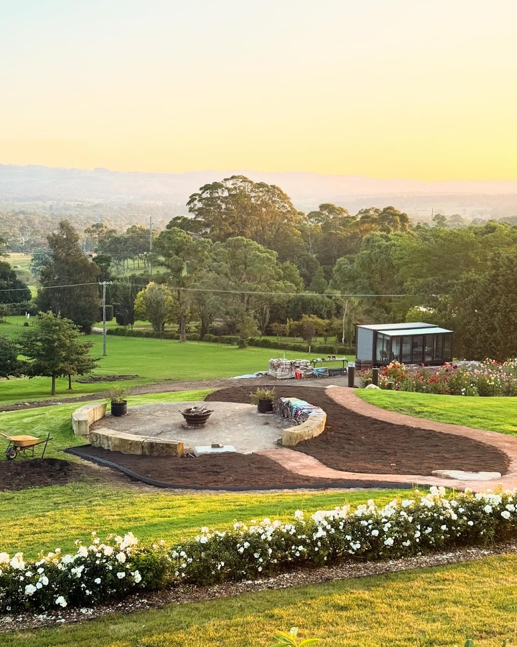 The Dahlia Patch Farm | 154 Old S Rd, Alpine NSW 2575, Australia | Phone: 0413 057 671