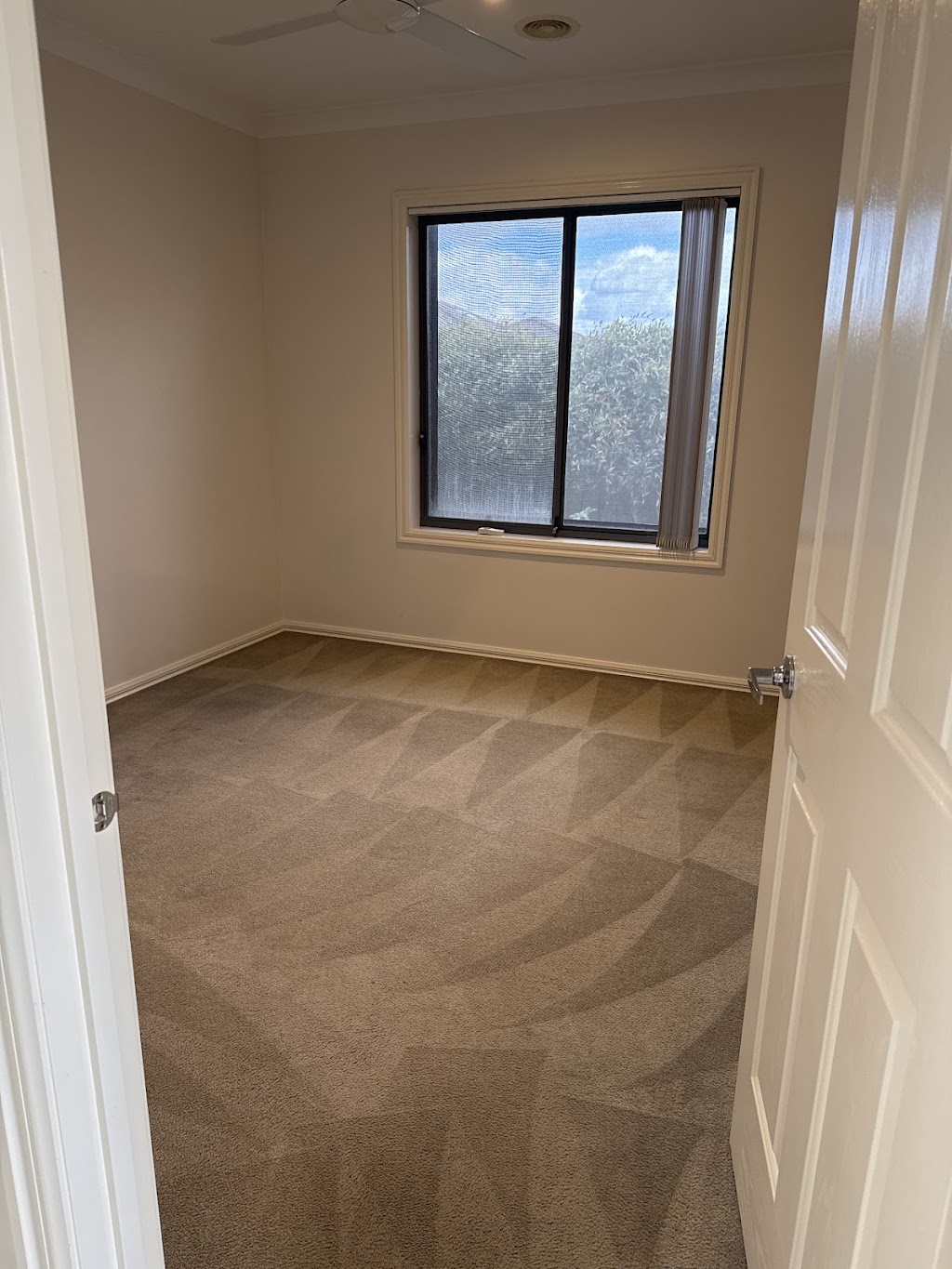 V Carpet Services | 13 Muir Way, Mernda VIC 3754, Australia | Phone: 0451 001 203