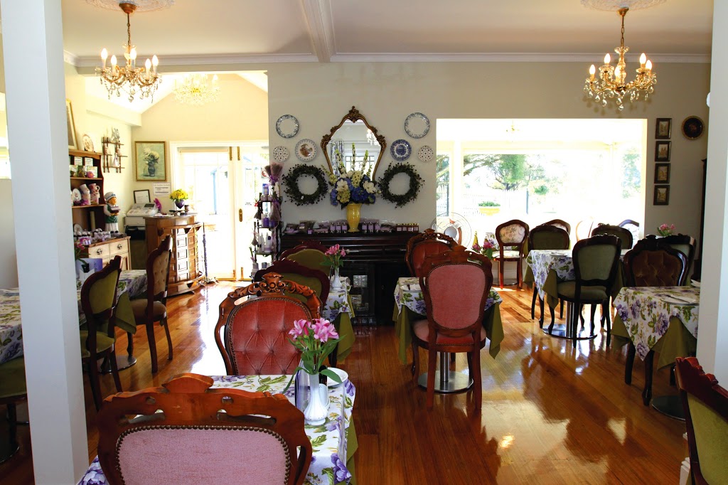 Lady Lavenders Tea Room | restaurant | 3085 Princes Hwy, Bunyip VIC 3815, Australia | 0356296217 OR +61 3 5629 6217