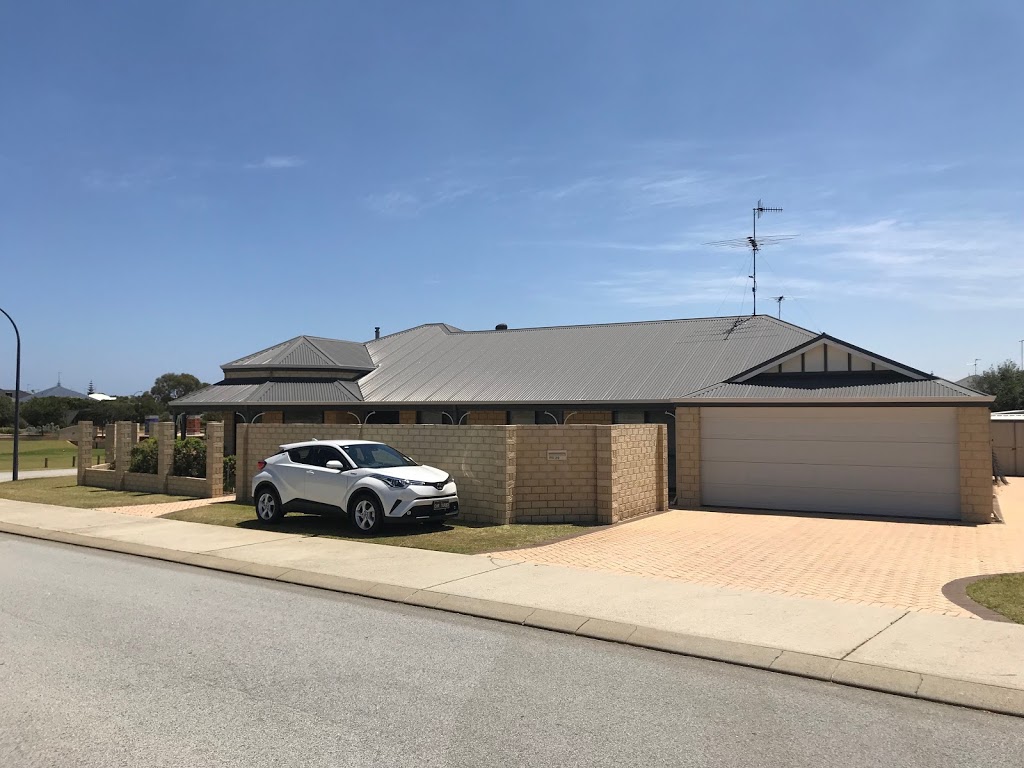 Halls Head Real Estate | 29 Quandong Pkwy, Halls Head WA 6210, Australia | Phone: 0438 606 640