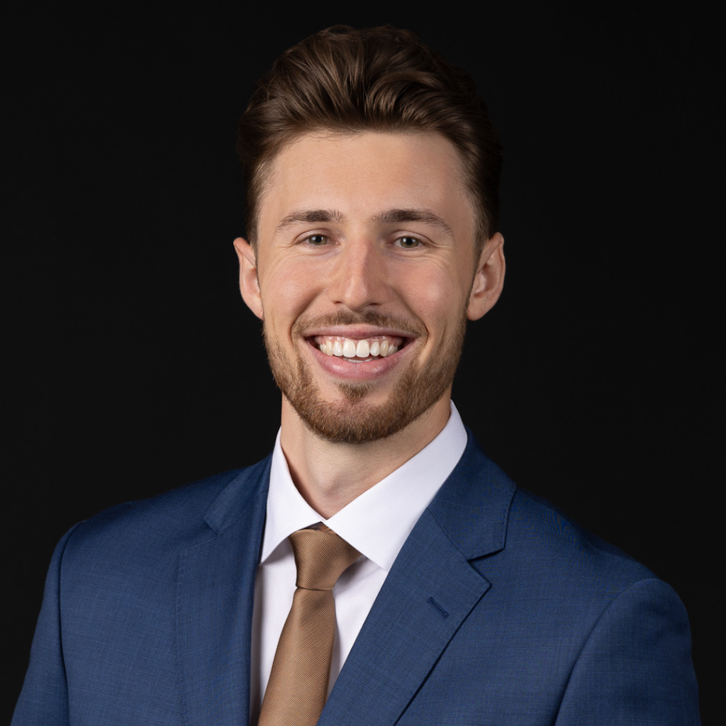 Ben Djogo | Licensed Real Estate Agent | Elanora Rd, Elanora Heights NSW 2101, Australia | Phone: 0402 838 406