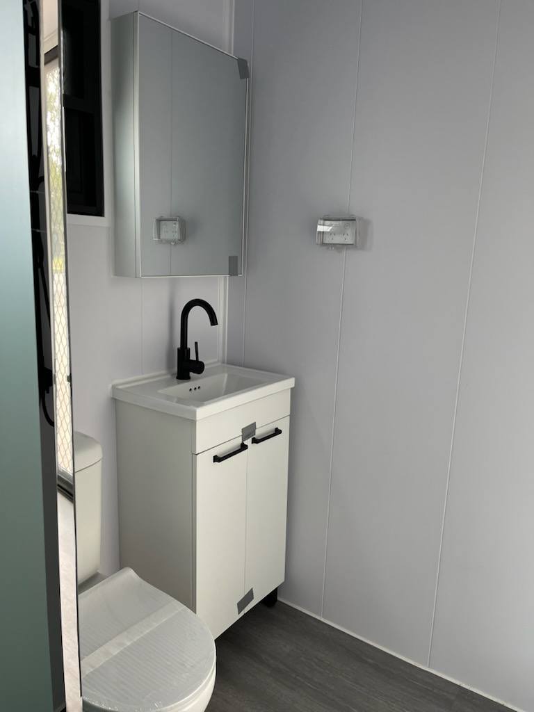 Out of the Box Constructions | 14 Archer St, Woodford QLD 4514, Australia | Phone: 0433 656 090