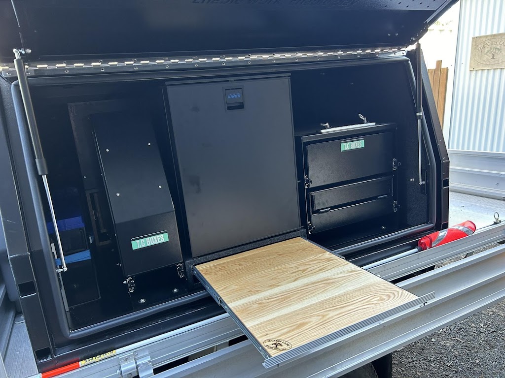 Tuckers Lane 4x4 Drawers and Furniture | 126 Tuckers Ln, North Rothbury NSW 2335, Australia | Phone: 0408 383 802