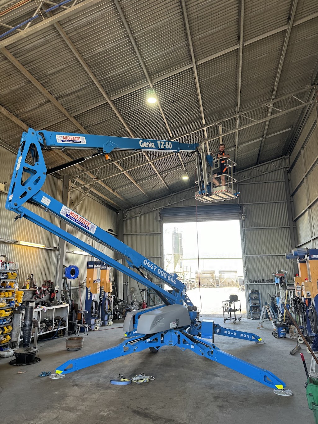 mid state booms and scissors pty ltd | 19L Yarrandale Rd, Dubbo NSW 2830, Australia | Phone: 0447 000 644