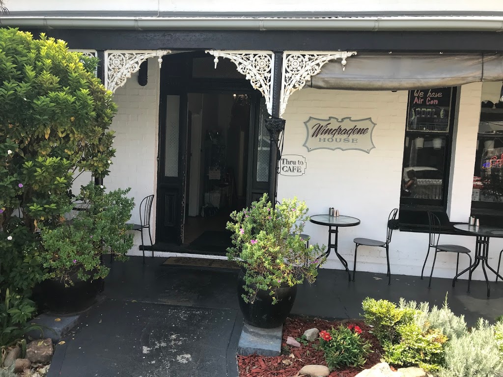 Whitehouse Cafe | cafe | 1/29 Addison St, Shellharbour NSW 2529, Australia | 0242955655 OR +61 2 4295 5655