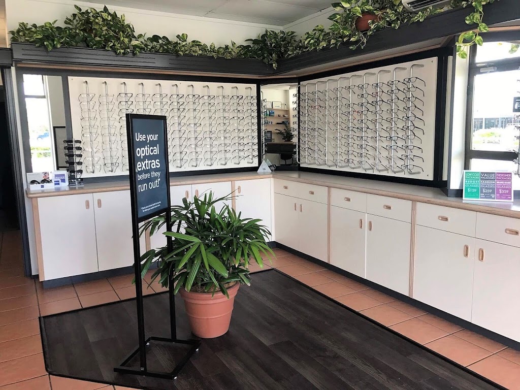 Hanks Optometrists by G&M Eyecare | health | shop 4/124 Main St, Proserpine QLD 4800, Australia | 0749452411 OR +61 7 4945 2411